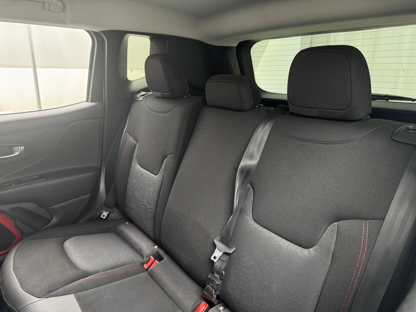 Thumbnail: 2017 Jeep Renegade - 6