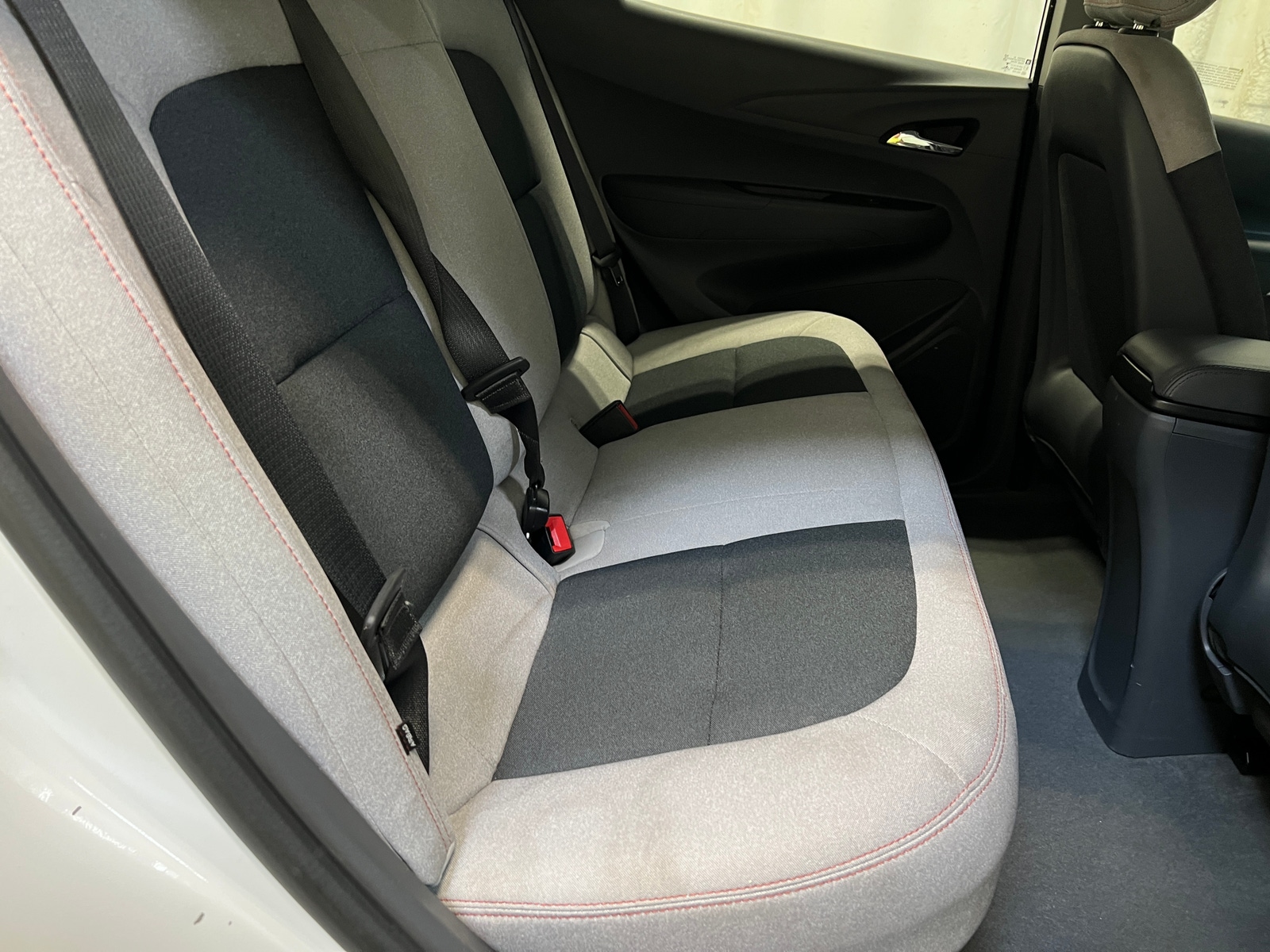 Thumbnail: 2020 Chevrolet Bolt EV - 6