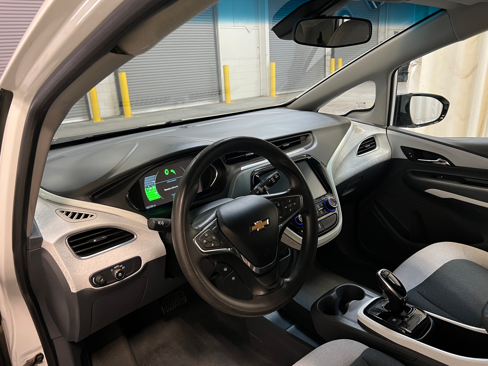 Thumbnail: 2020 Chevrolet Bolt EV - 3