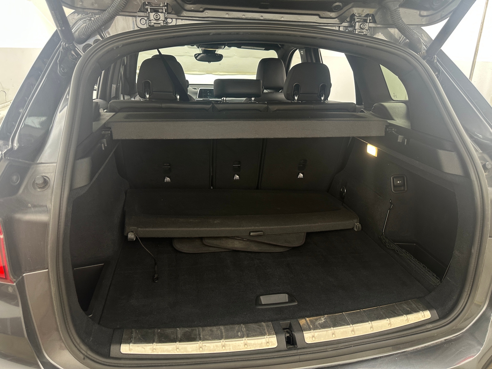Thumbnail: 2019 BMW X1 - 6