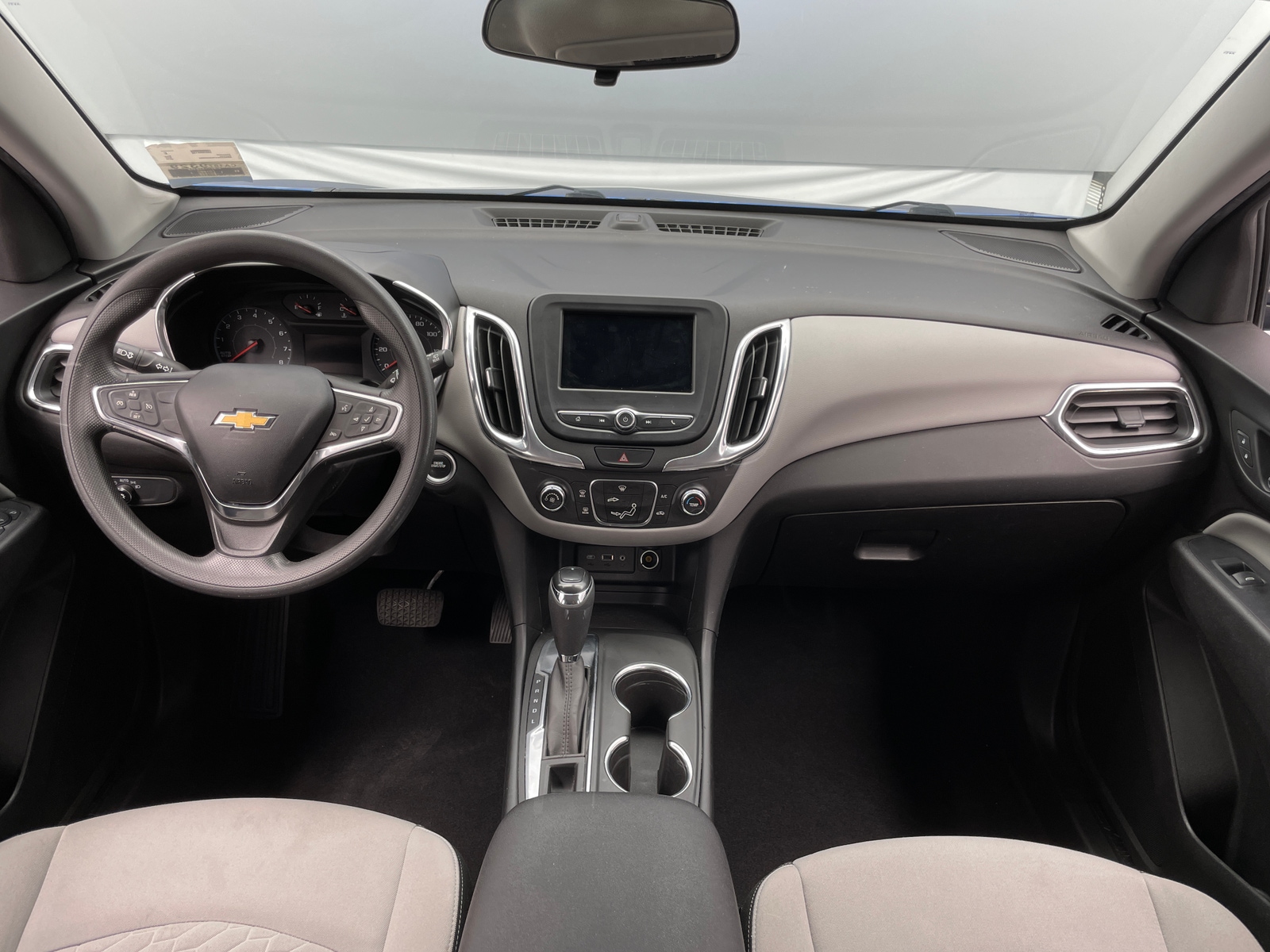 Thumbnail: 2019 Chevrolet Equinox - 3