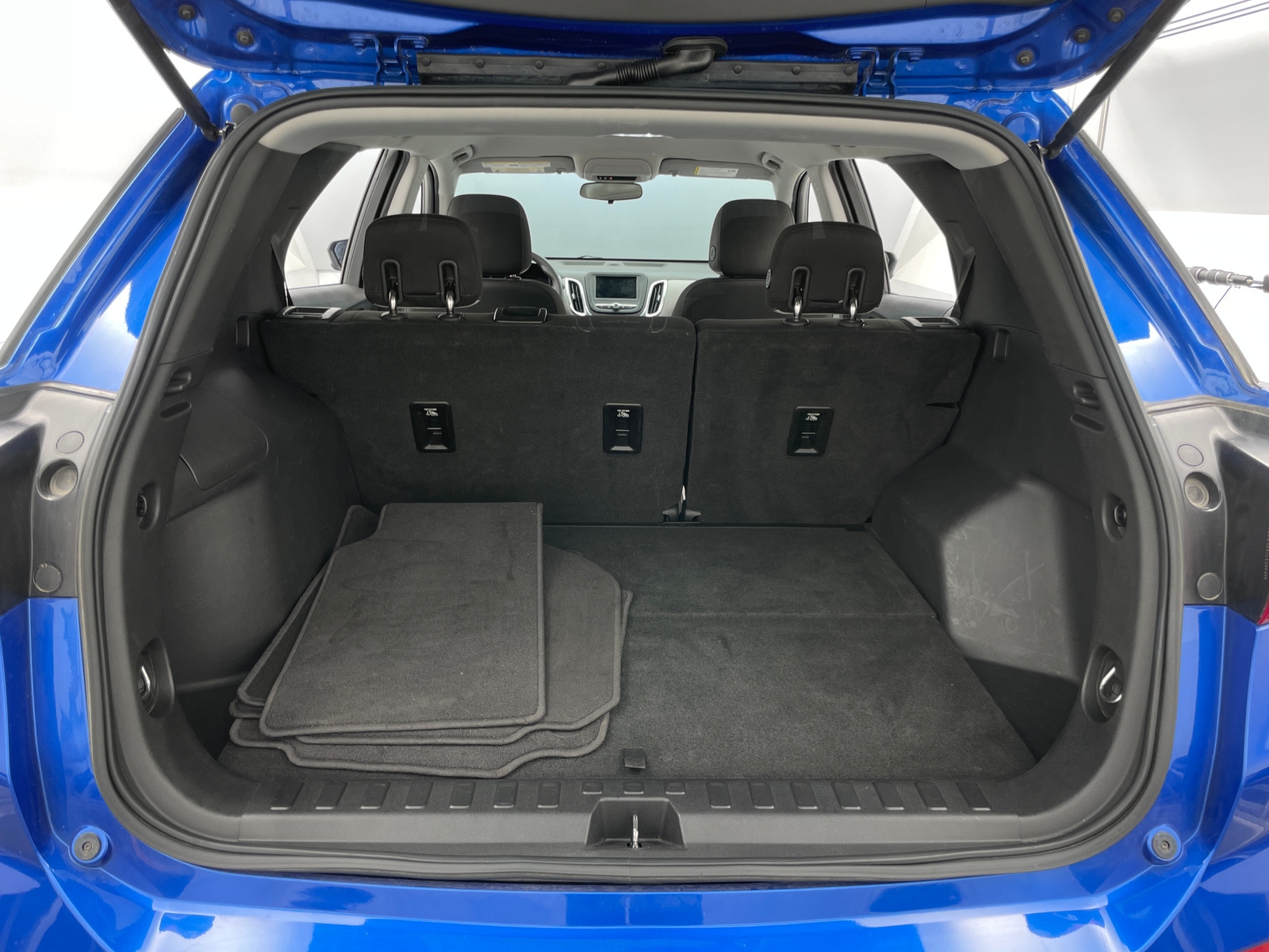 Thumbnail: 2019 Chevrolet Equinox - 7