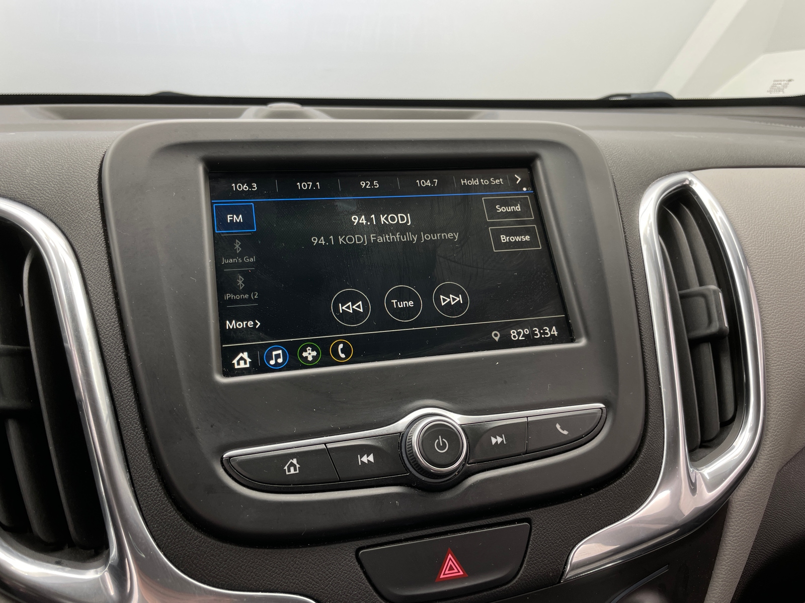 Thumbnail: 2019 Chevrolet Equinox - 4