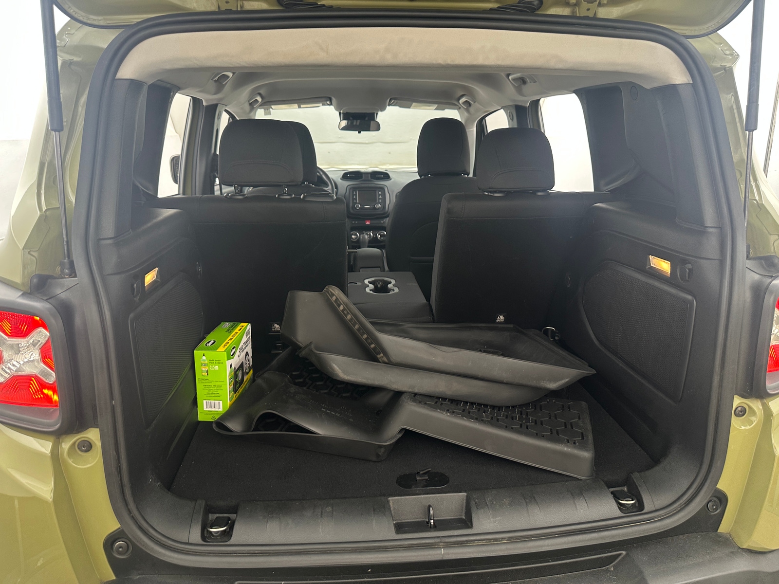 Thumbnail: 2015 Jeep Renegade - 7