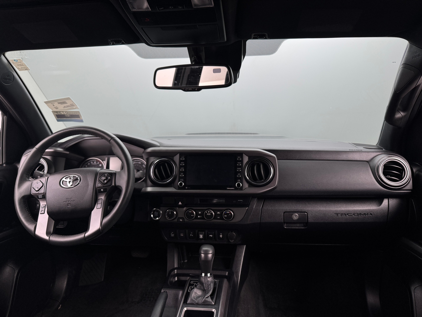Thumbnail: 2022 Toyota Tacoma - 3