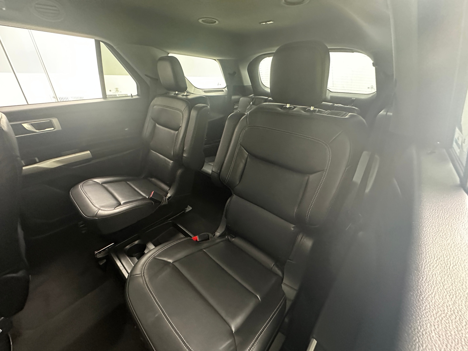 Thumbnail: 2021 Ford Explorer - 6