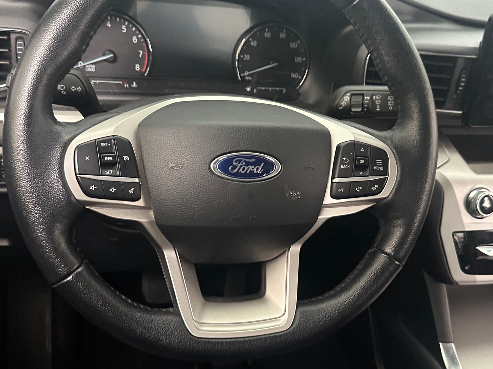 Thumbnail: 2021 Ford Explorer - 5
