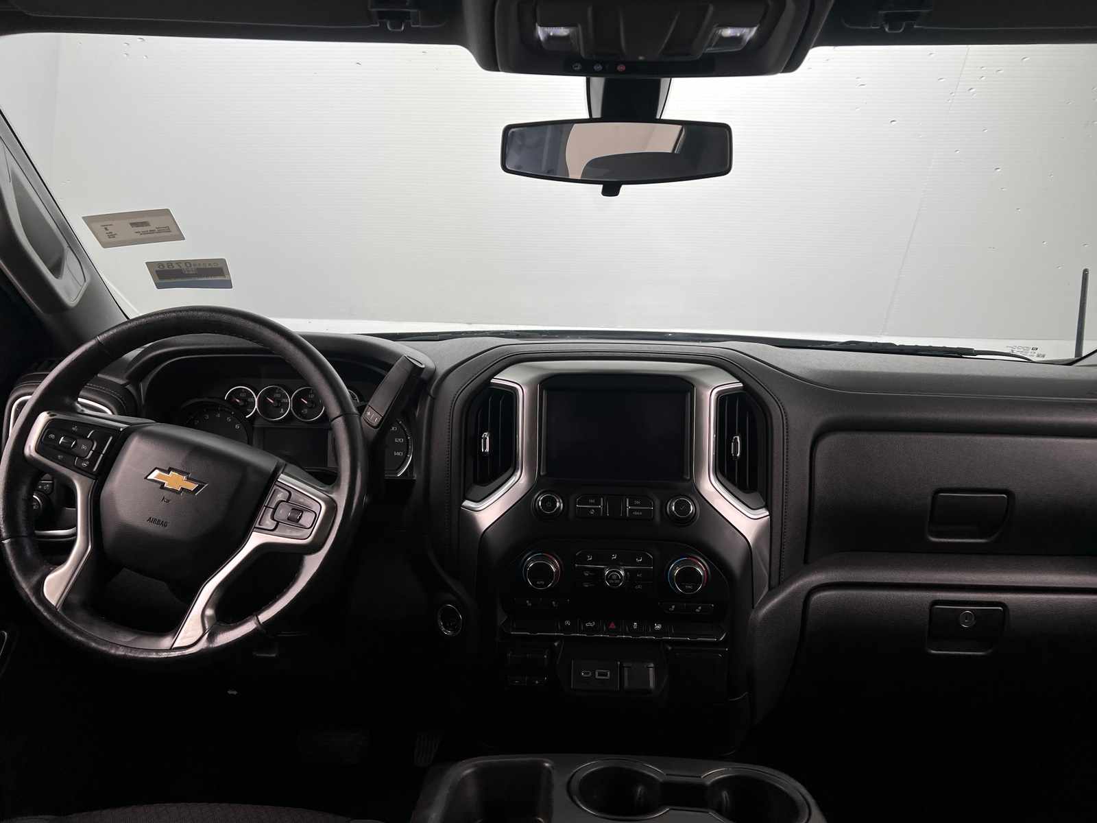 Thumbnail: 2019 Chevrolet Silverado 1500 - 3