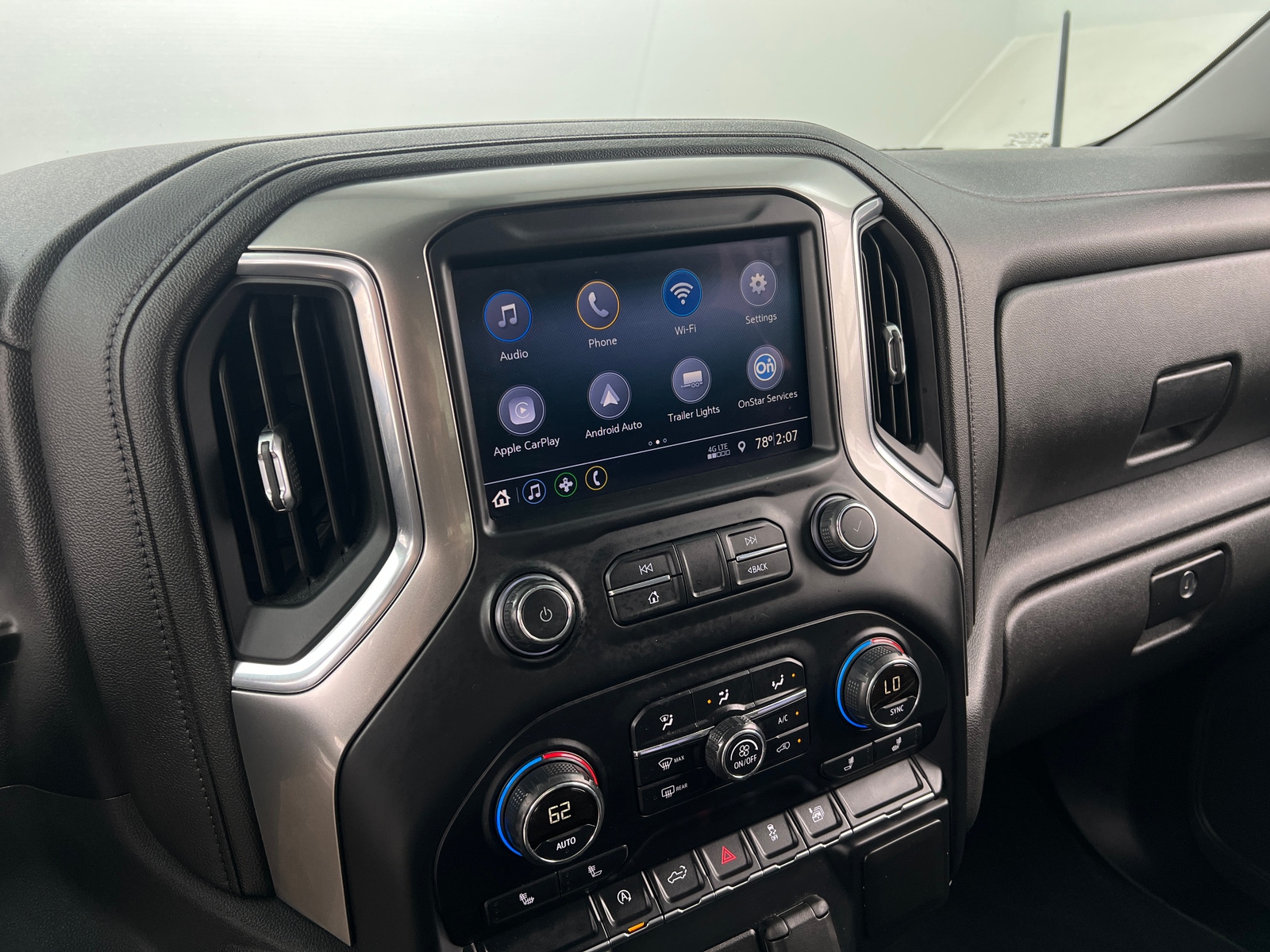 Thumbnail: 2019 Chevrolet Silverado 1500 - 4