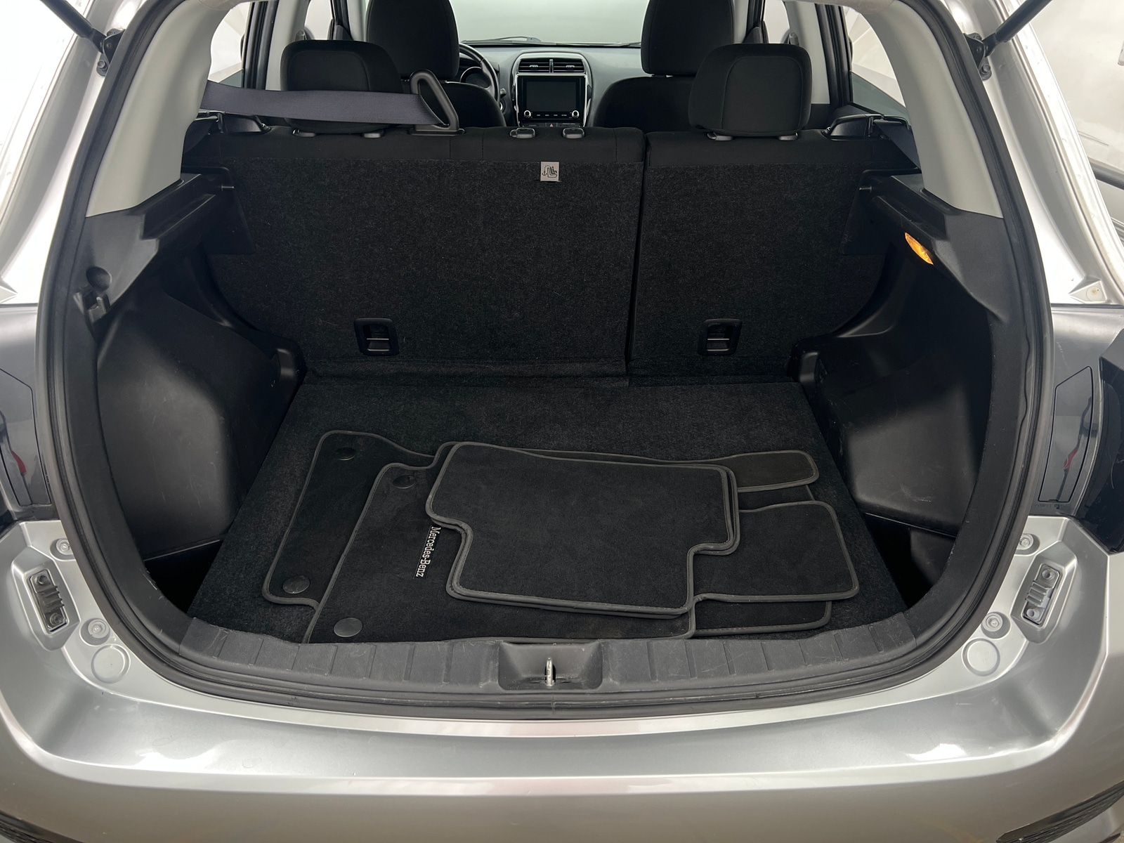Thumbnail: 2021 Mitsubishi Outlander Sport - 7