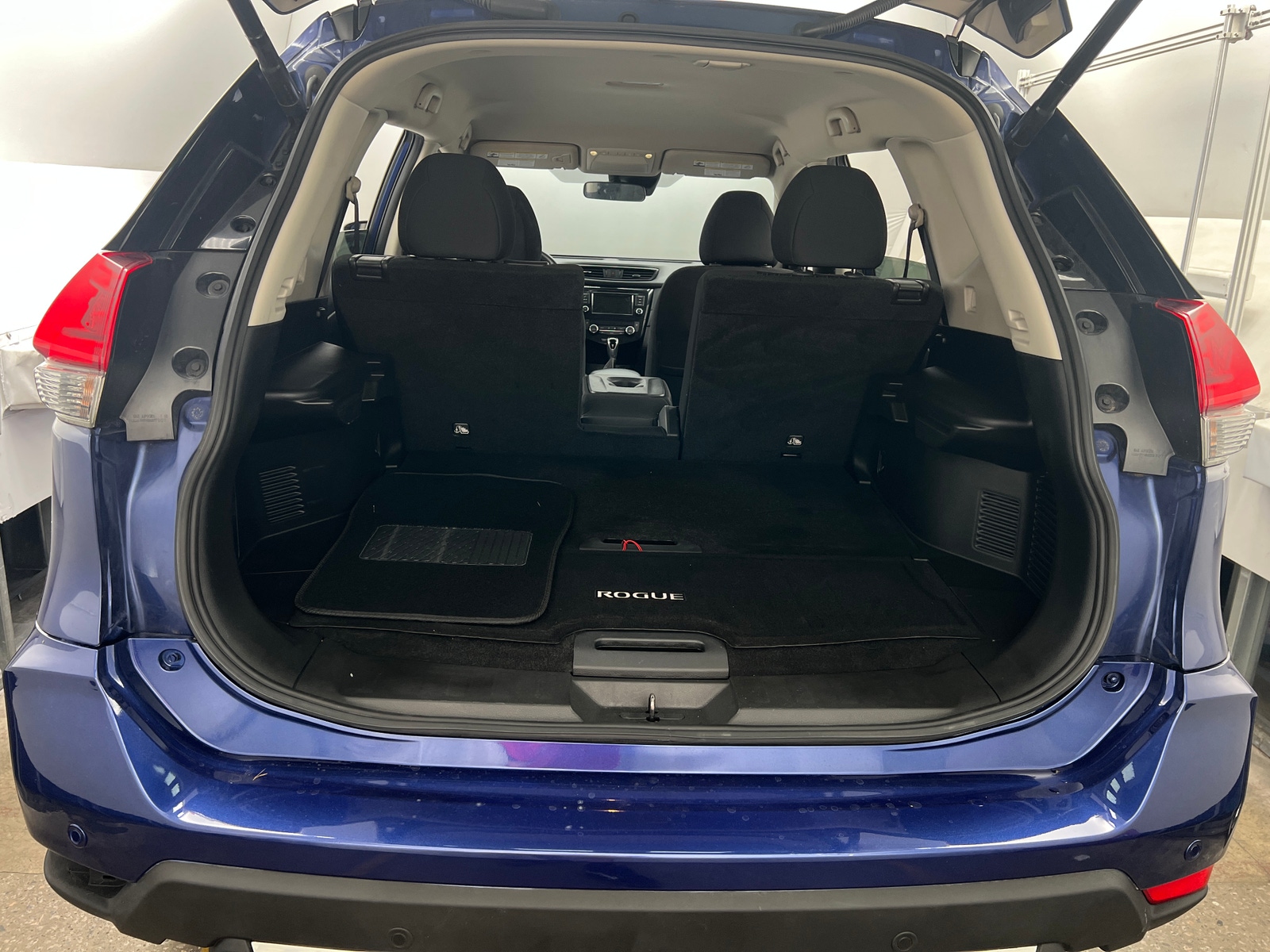 Thumbnail: 2020 Nissan Rogue - 7
