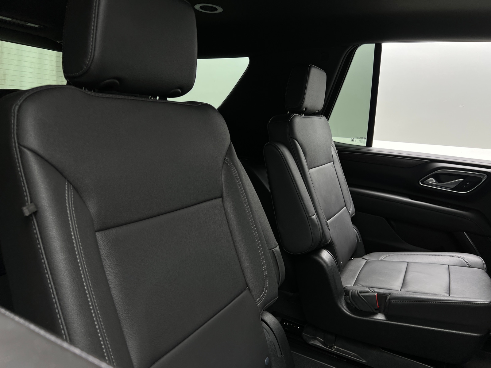 Thumbnail: 2023 Chevrolet Tahoe - 5