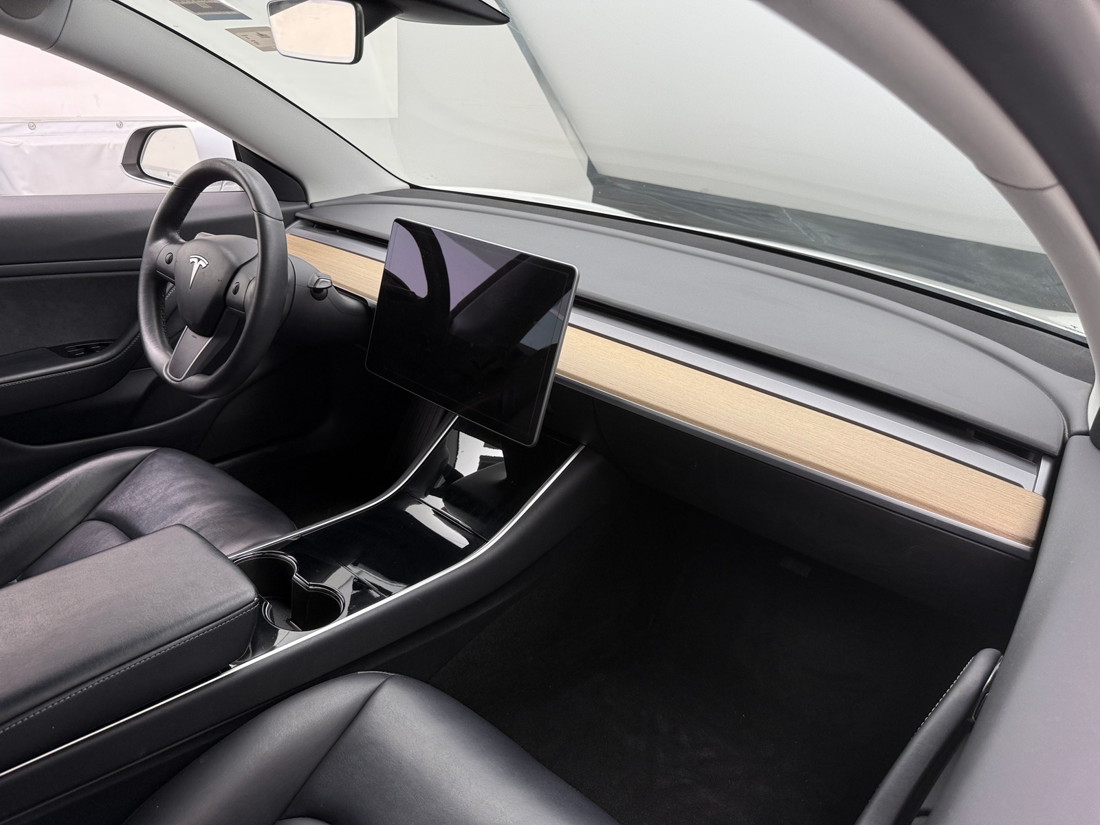 Thumbnail: 2019 Tesla Model 3 - 2
