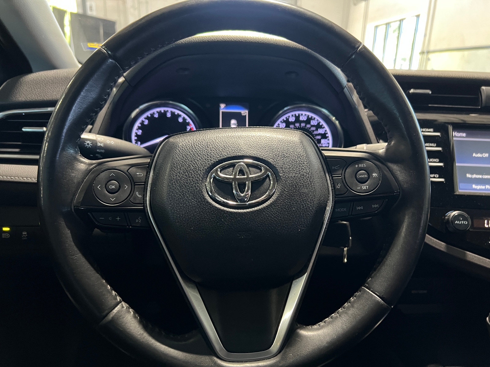 Thumbnail: 2018 Toyota Camry - 5