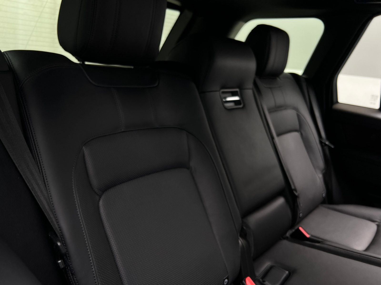 Thumbnail: 2021 Land Rover Range Rover - 5