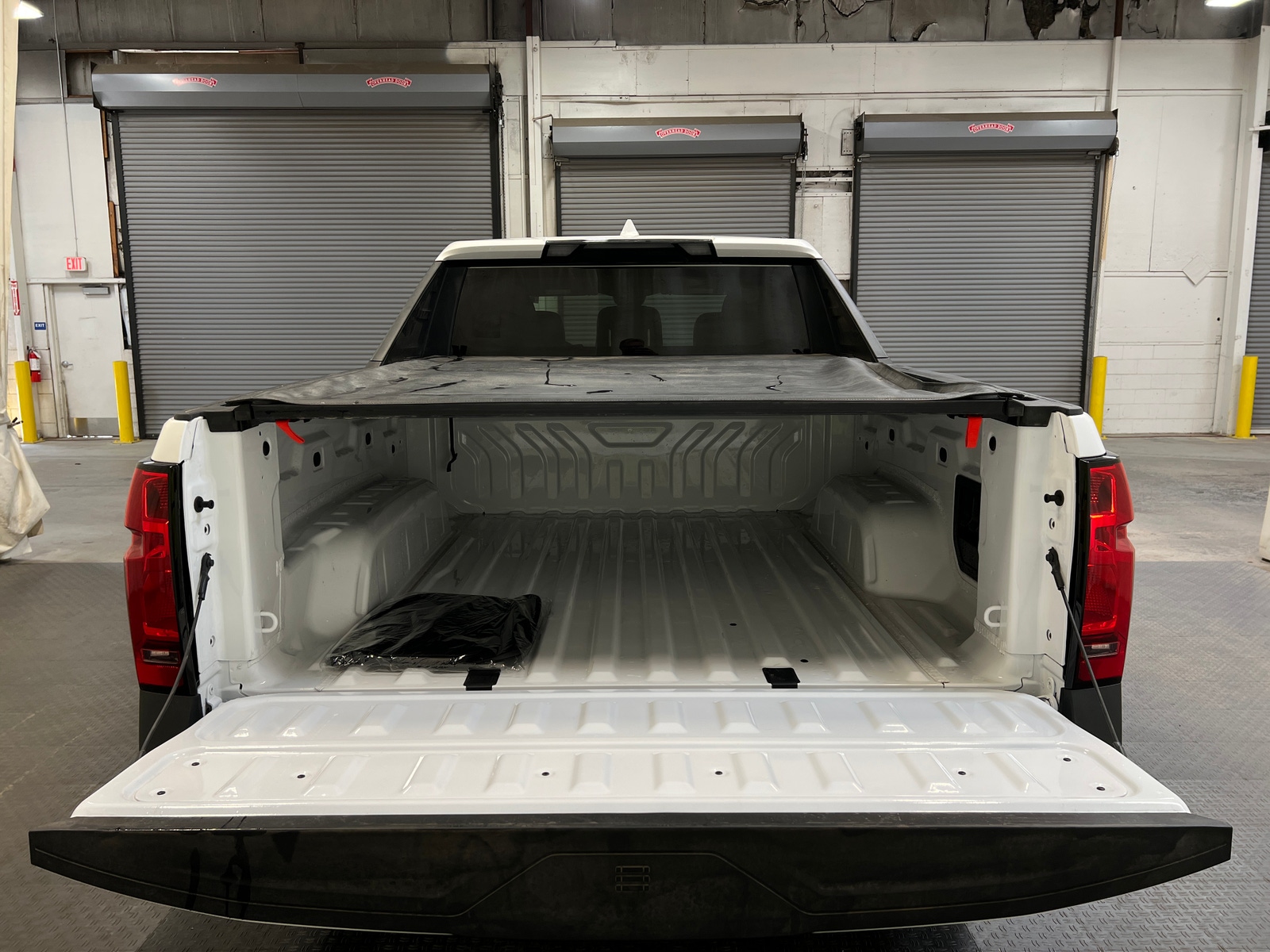 Thumbnail: 2024 Chevrolet Silverado EV - 7