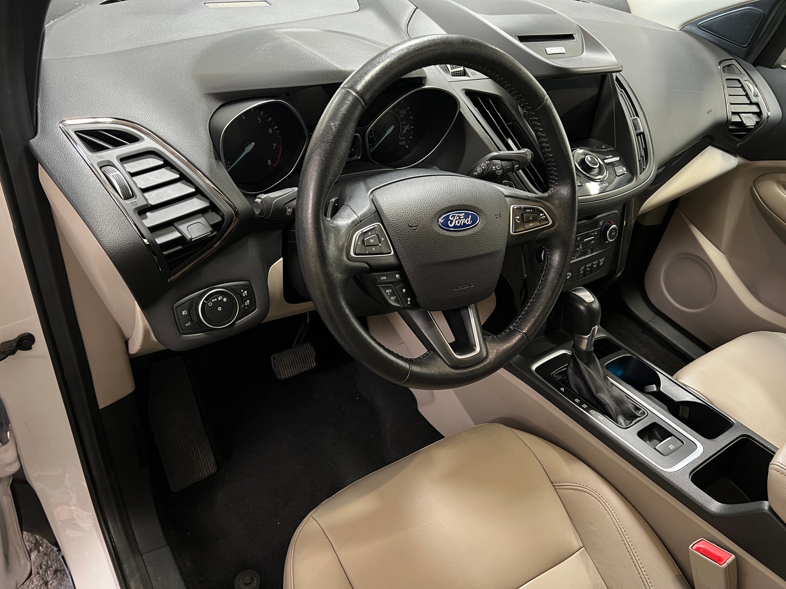Thumbnail: 2017 Ford Escape - 2