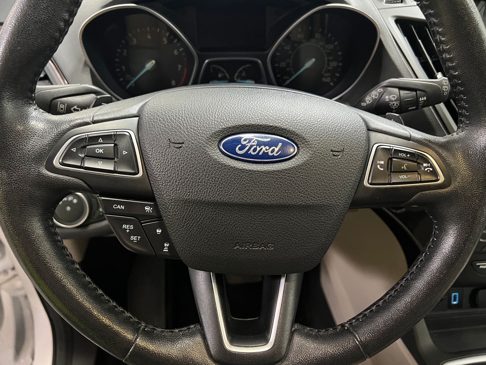 Thumbnail: 2017 Ford Escape - 4
