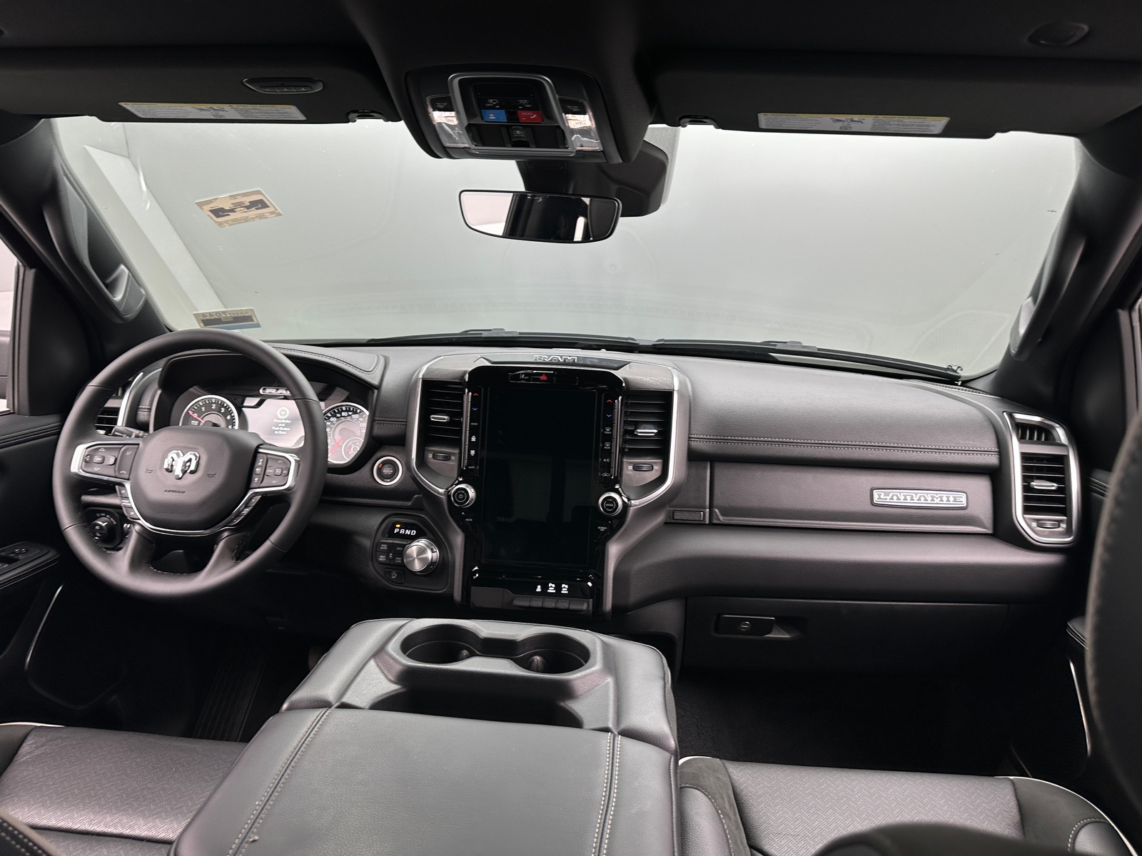 Thumbnail: 2025 RAM 1500 - 2
