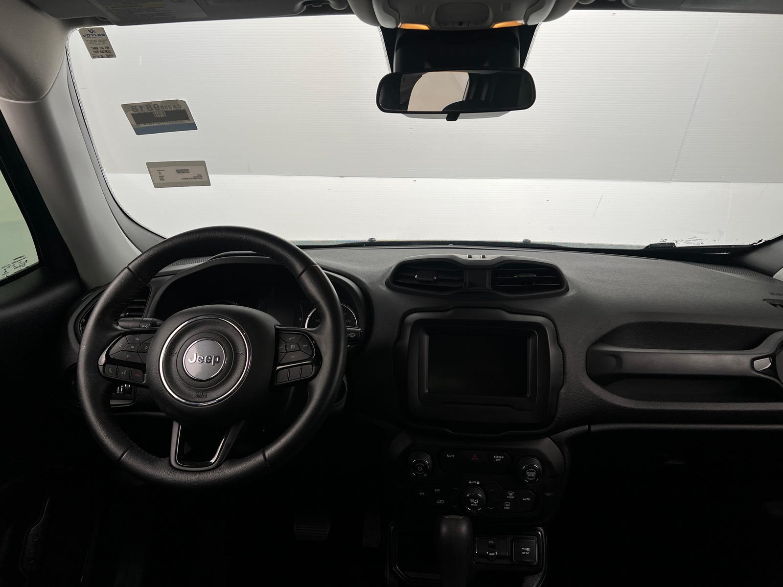 Thumbnail: 2018 Jeep Renegade - 3