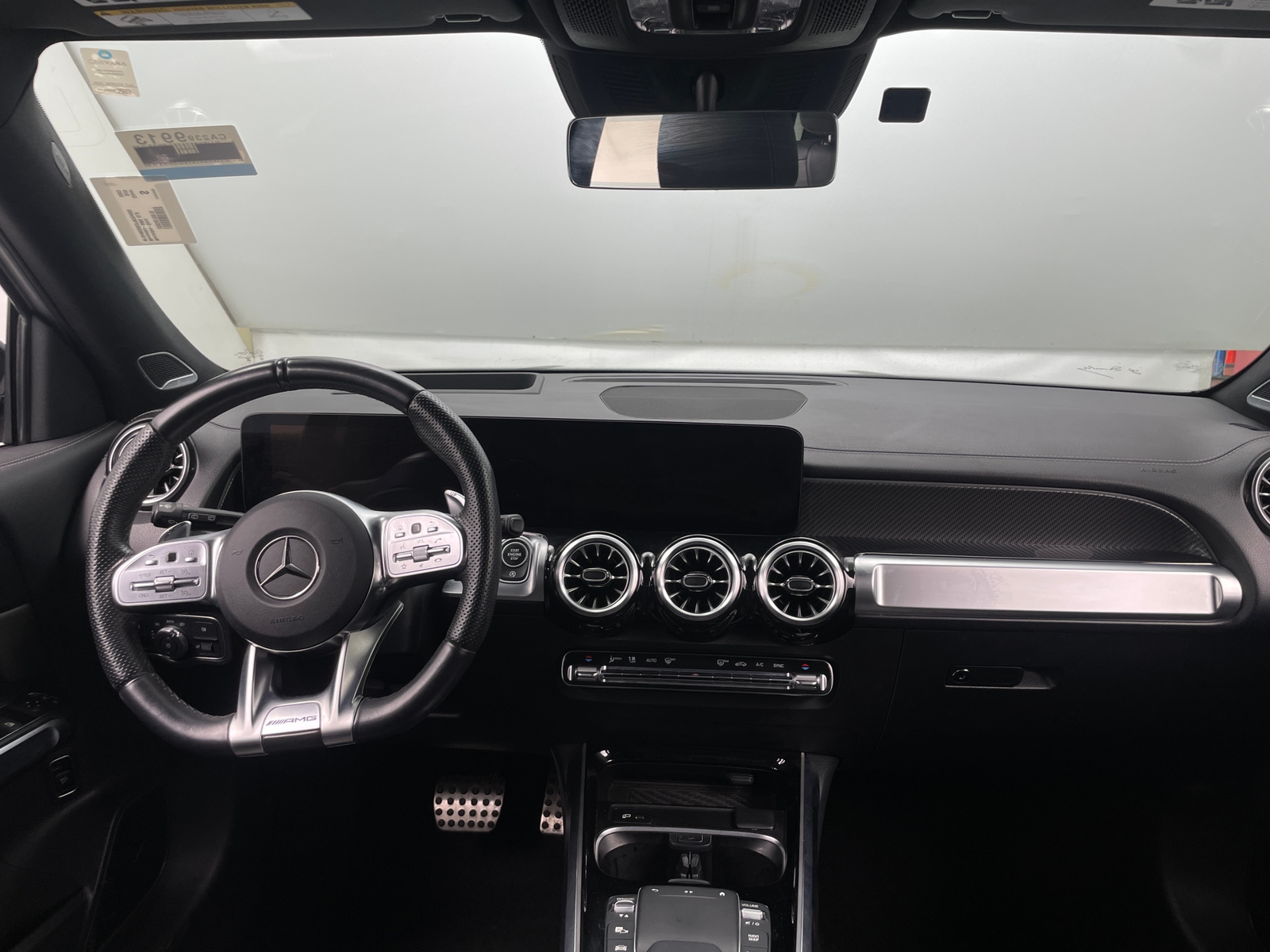 Thumbnail: 2023 Mercedes-Benz GLB - 2