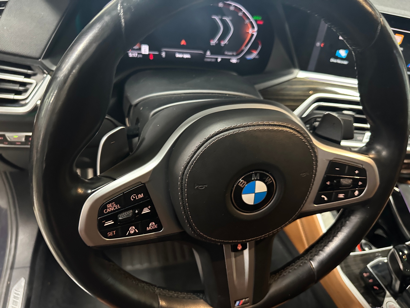 Thumbnail: 2021 BMW X6 - 4