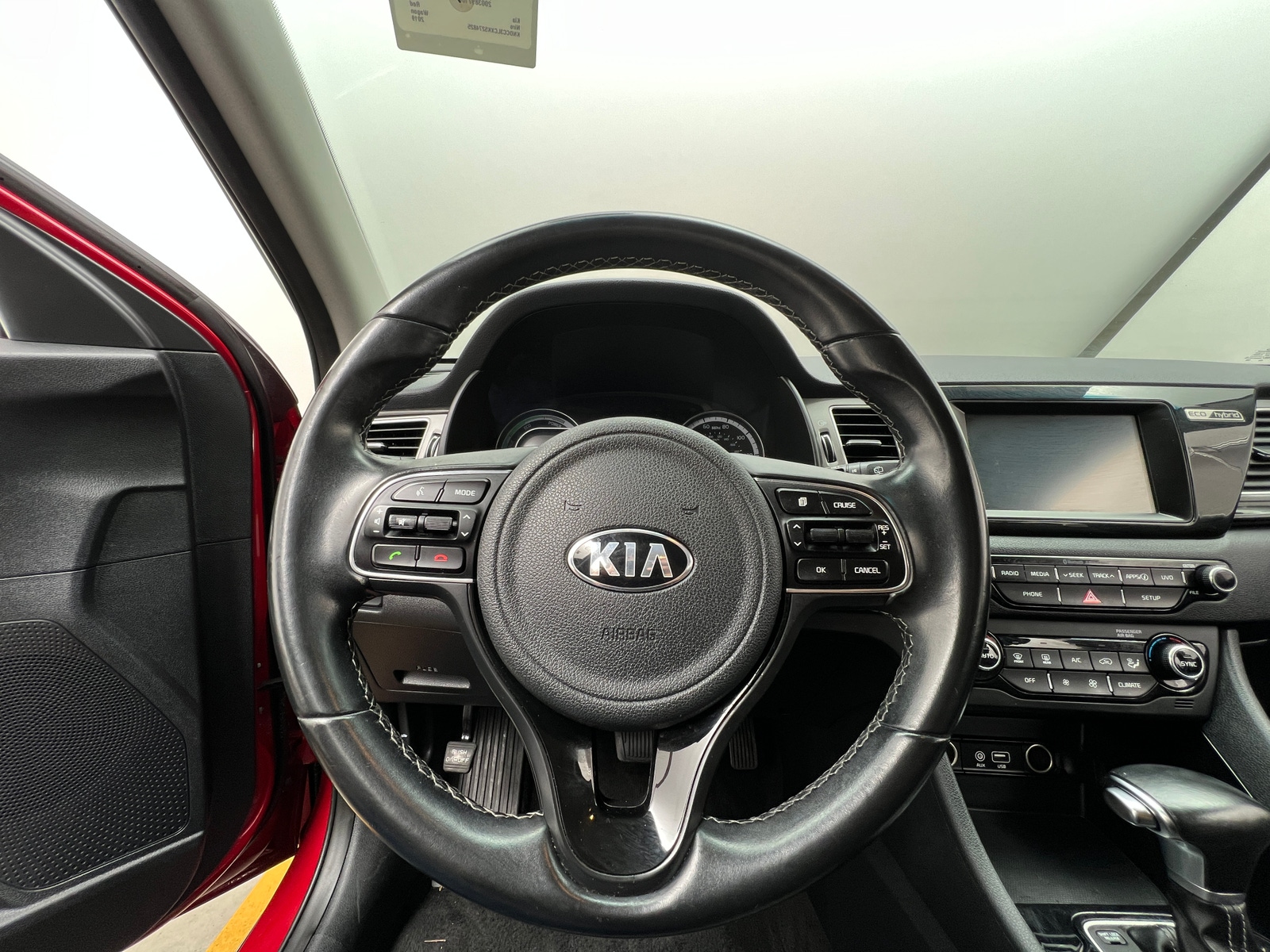 Thumbnail: 2019 Kia Niro - 5