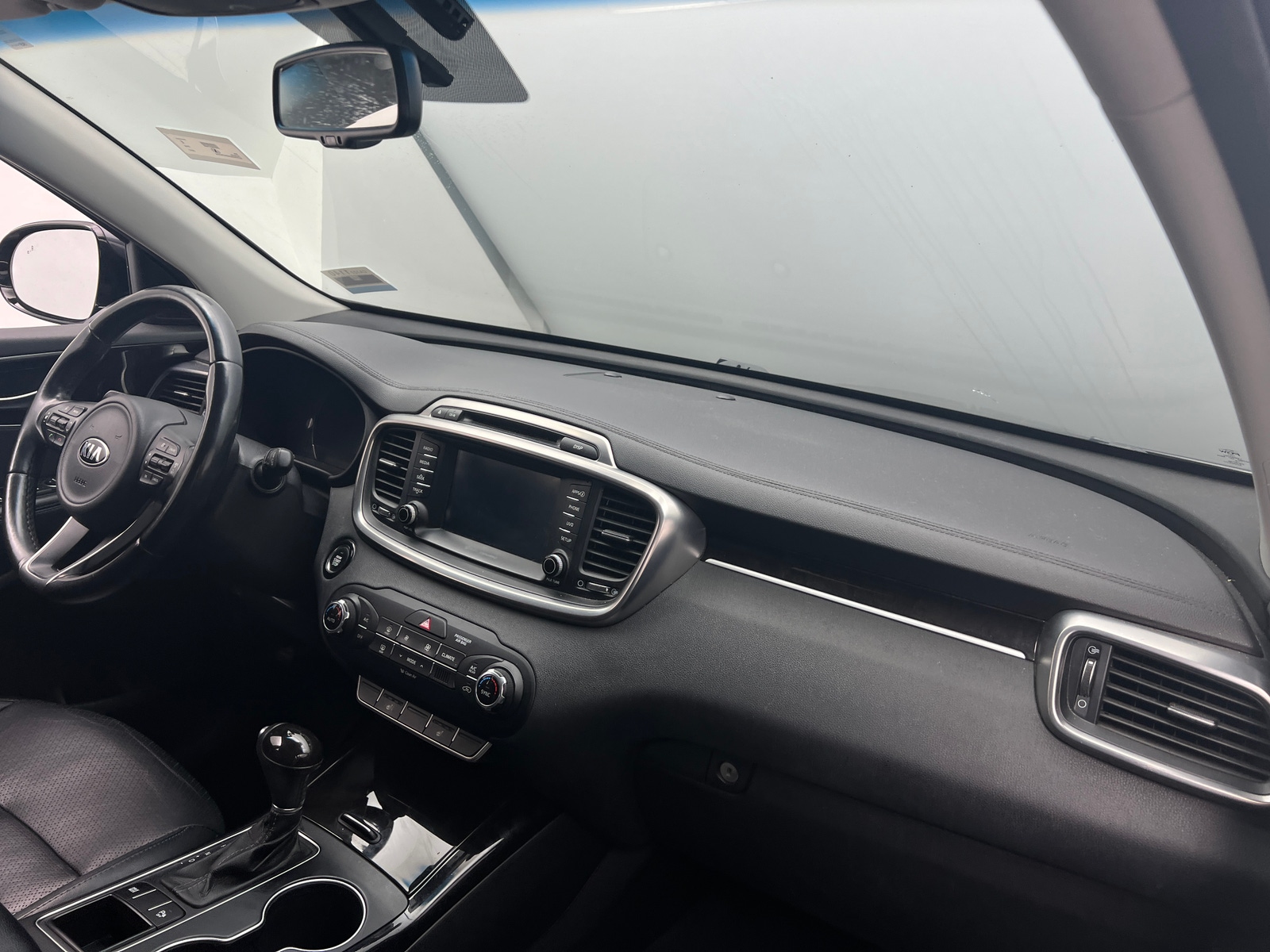 Thumbnail: 2017 Kia Sorento - 2