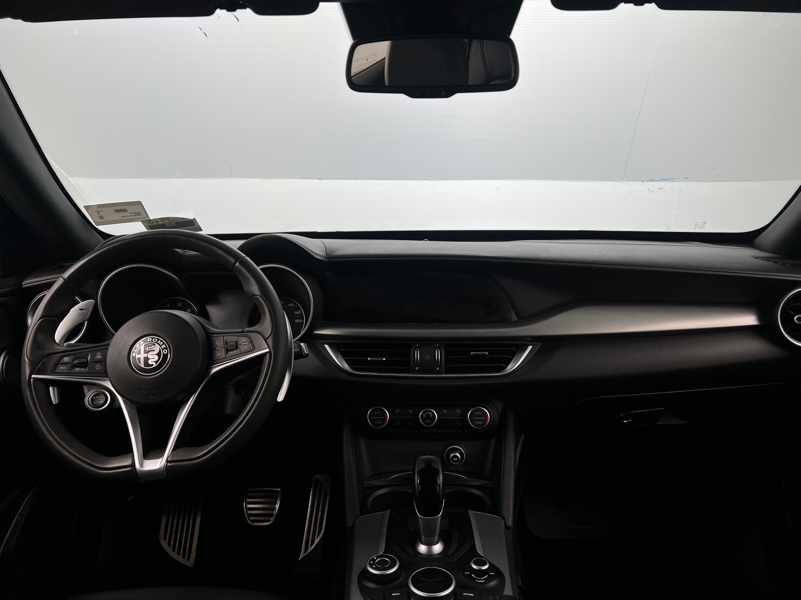Thumbnail: 2018 Alfa Romeo Stelvio - 2