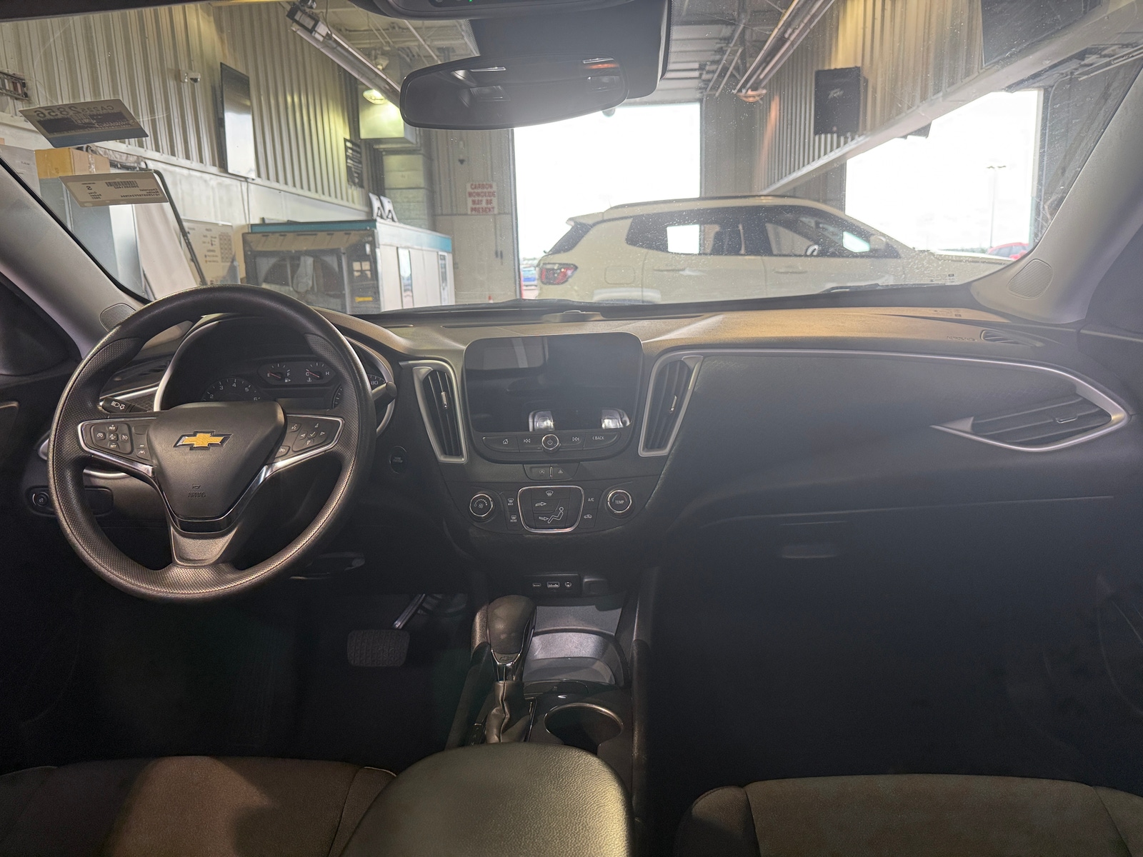 Thumbnail: 2023 Chevrolet Malibu - 3