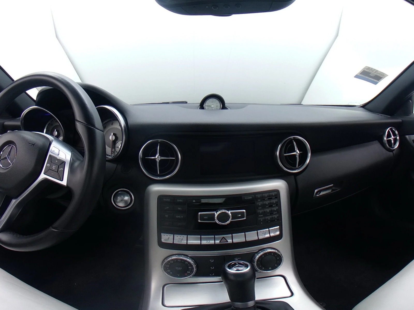 Thumbnail: 2012 Mercedes-Benz SLK - 2