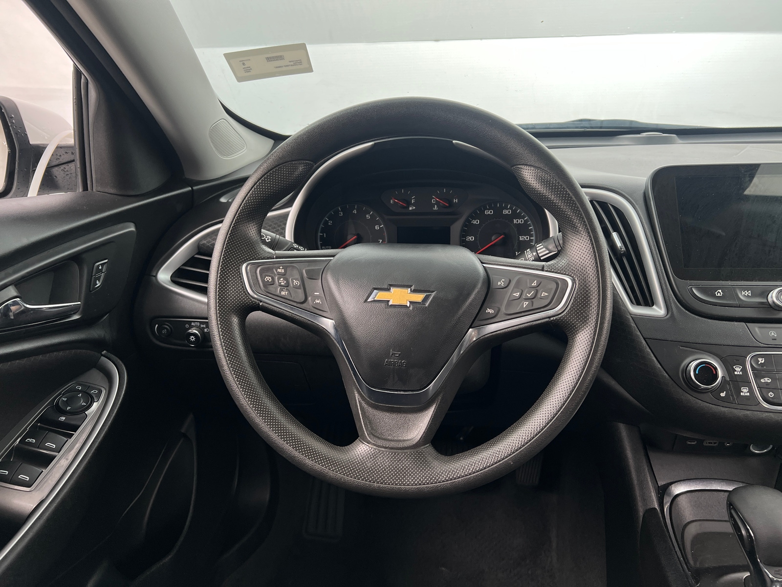 Thumbnail: 2024 Chevrolet Malibu - 5