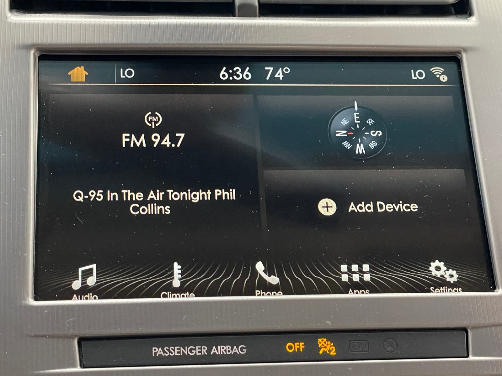 Thumbnail: 2017 Lincoln MKZ - 3