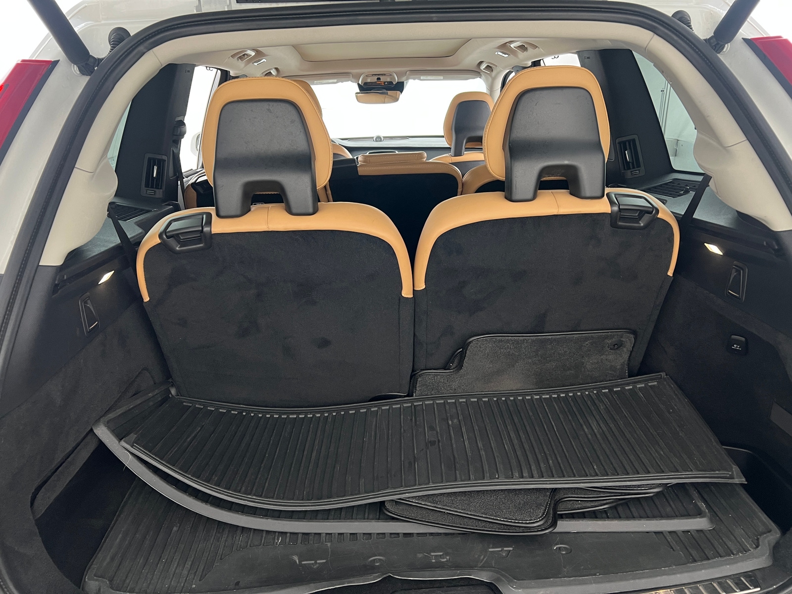 Thumbnail: 2016 Volvo XC90 - 6