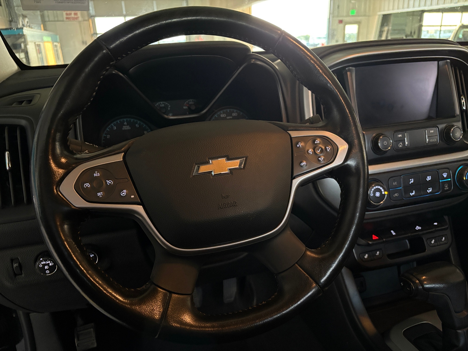 Thumbnail: 2021 Chevrolet Colorado - 5