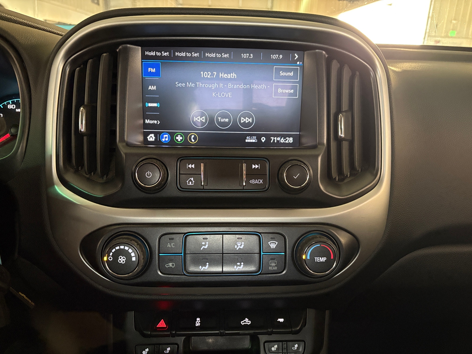 Thumbnail: 2021 Chevrolet Colorado - 4