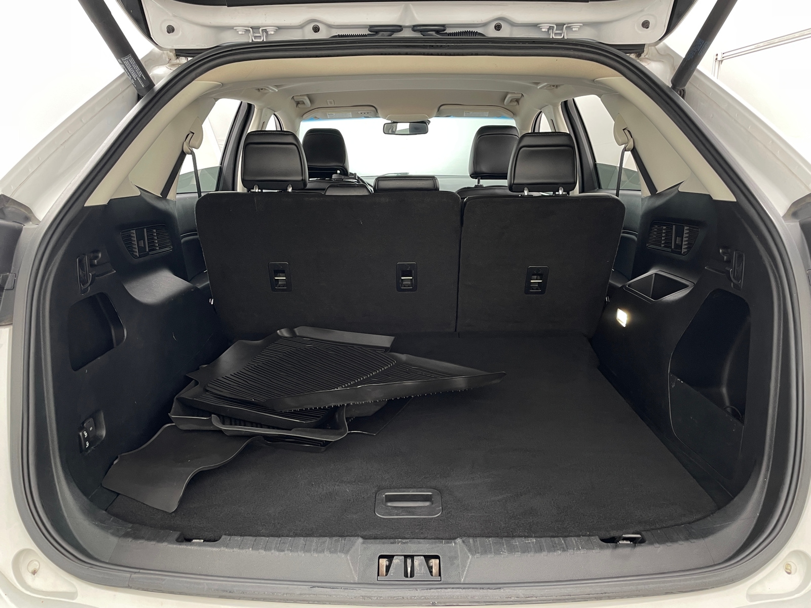 Thumbnail: 2020 Ford Edge - 6