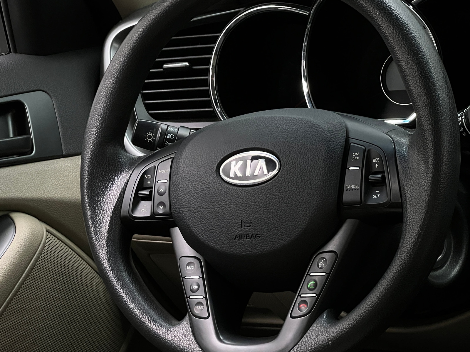 Thumbnail: 2012 Kia Optima - 5