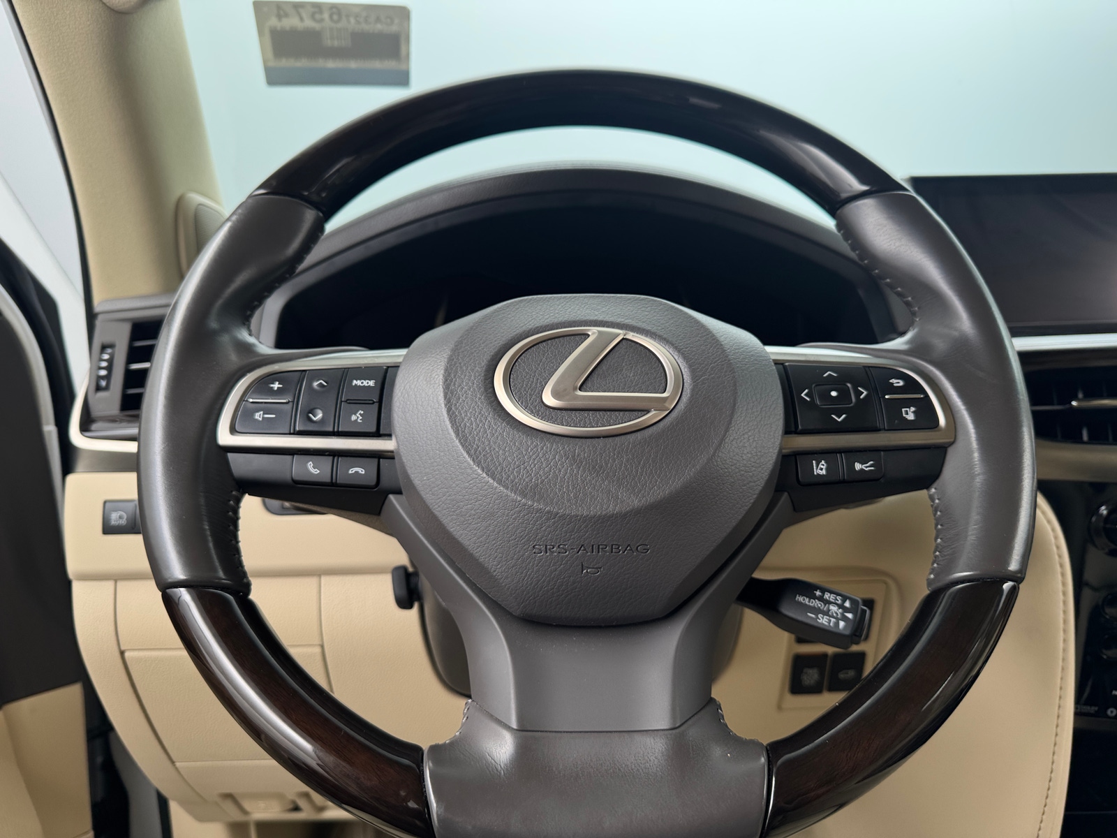 Thumbnail: 2018 Lexus LX - 4