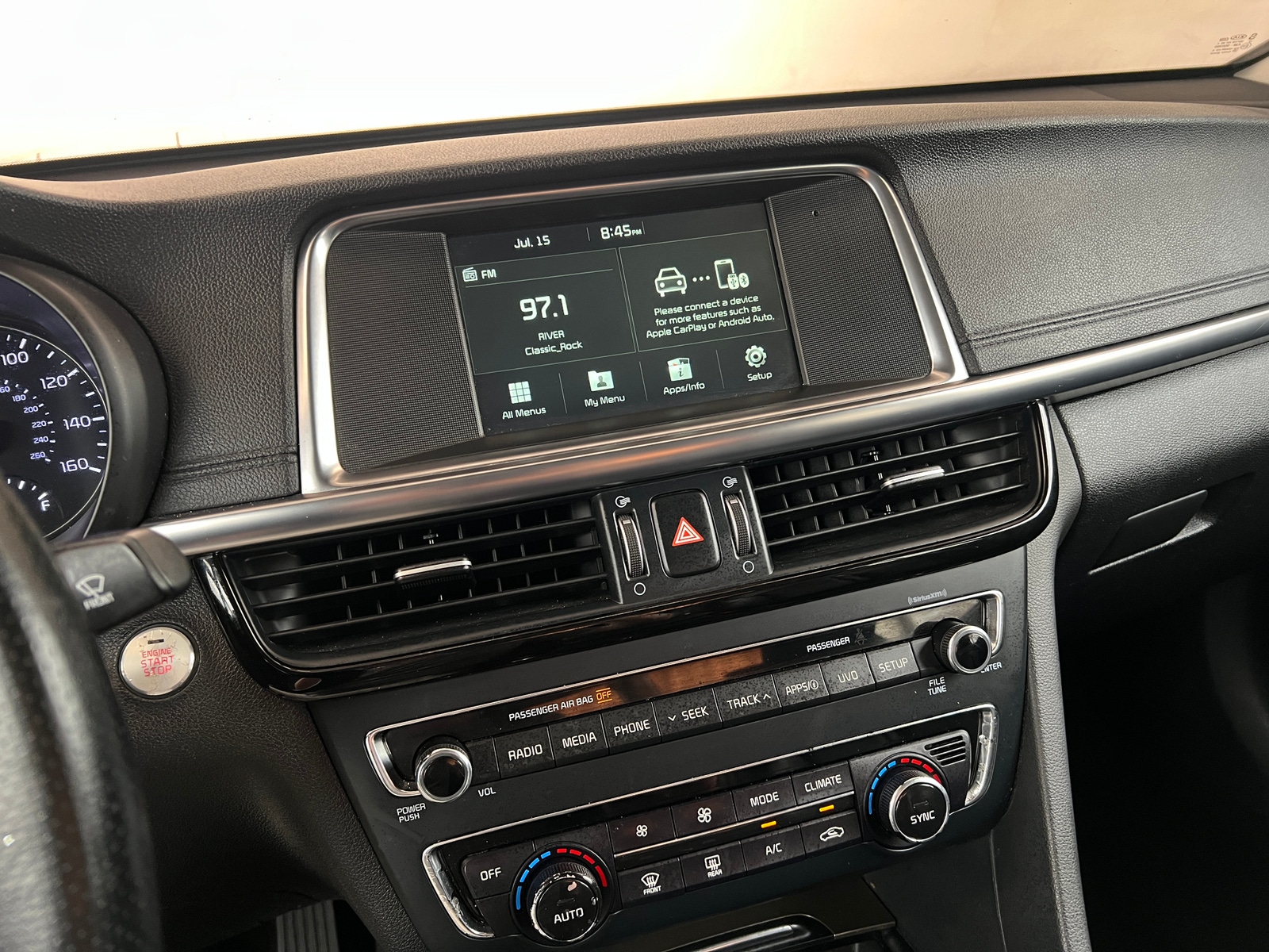 Thumbnail: 2018 Kia Optima - 4