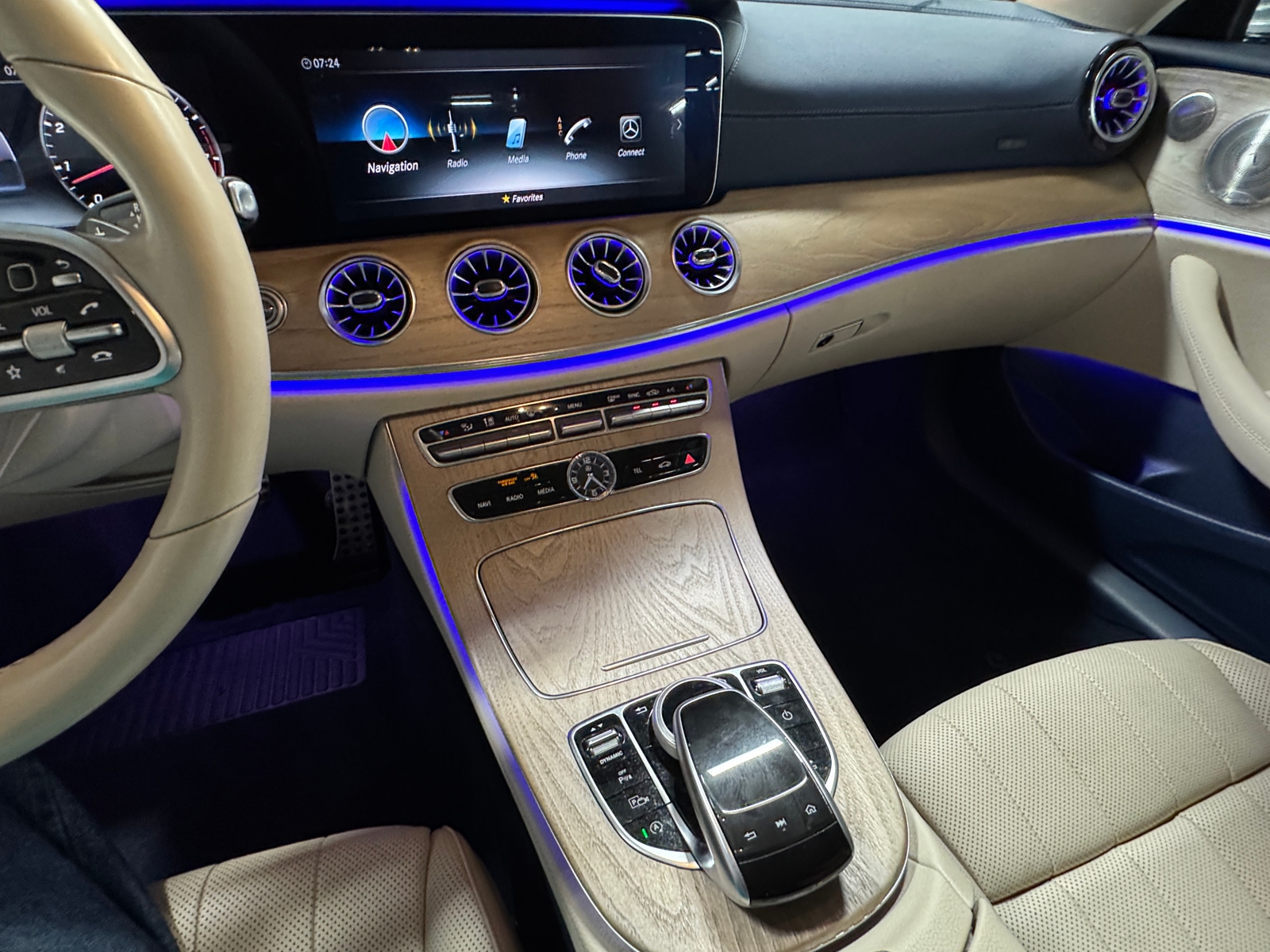 Thumbnail: 2019 Mercedes-Benz E-Class - 2