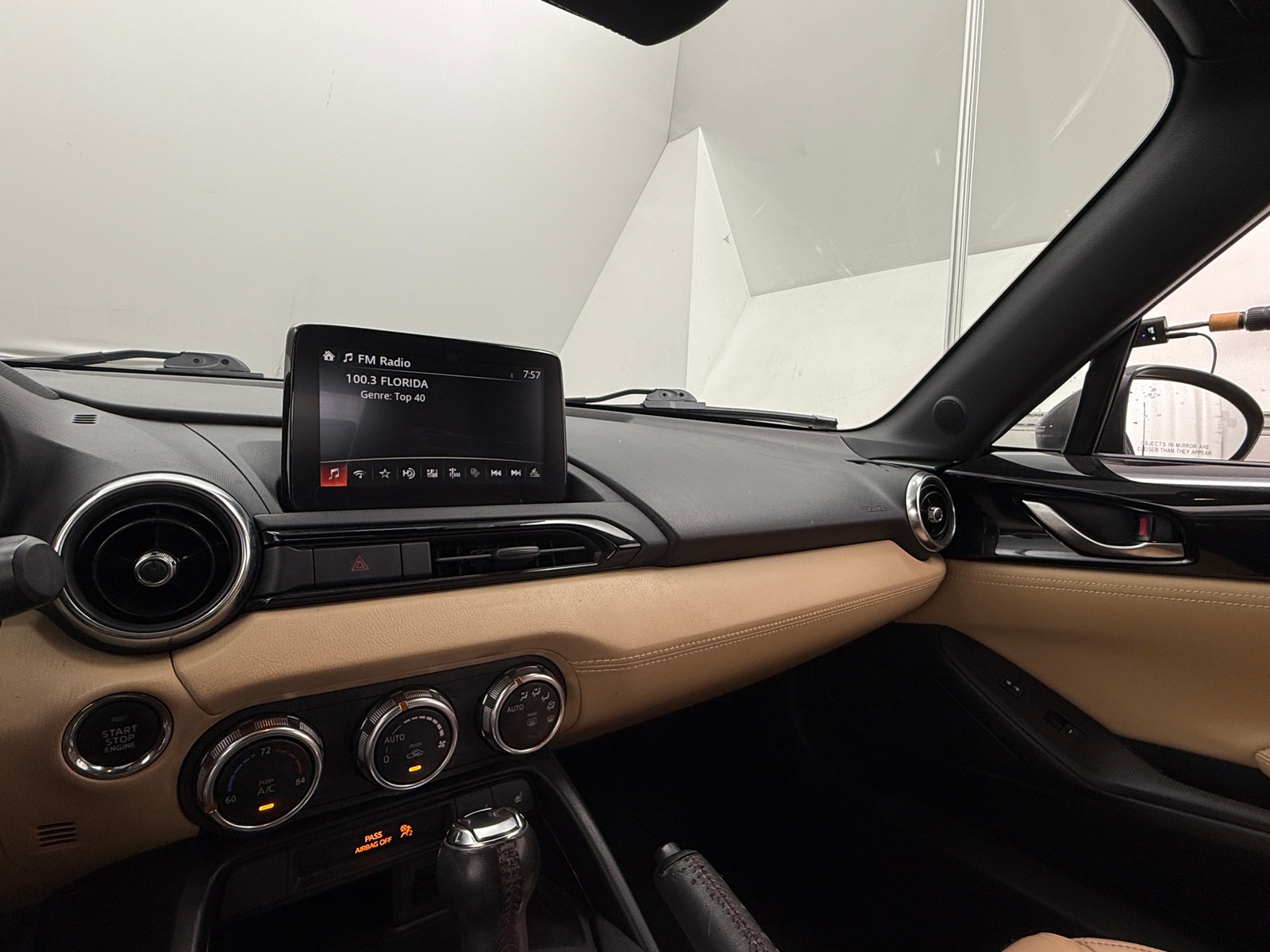 Thumbnail: 2016 Mazda MX-5 Miata - 3