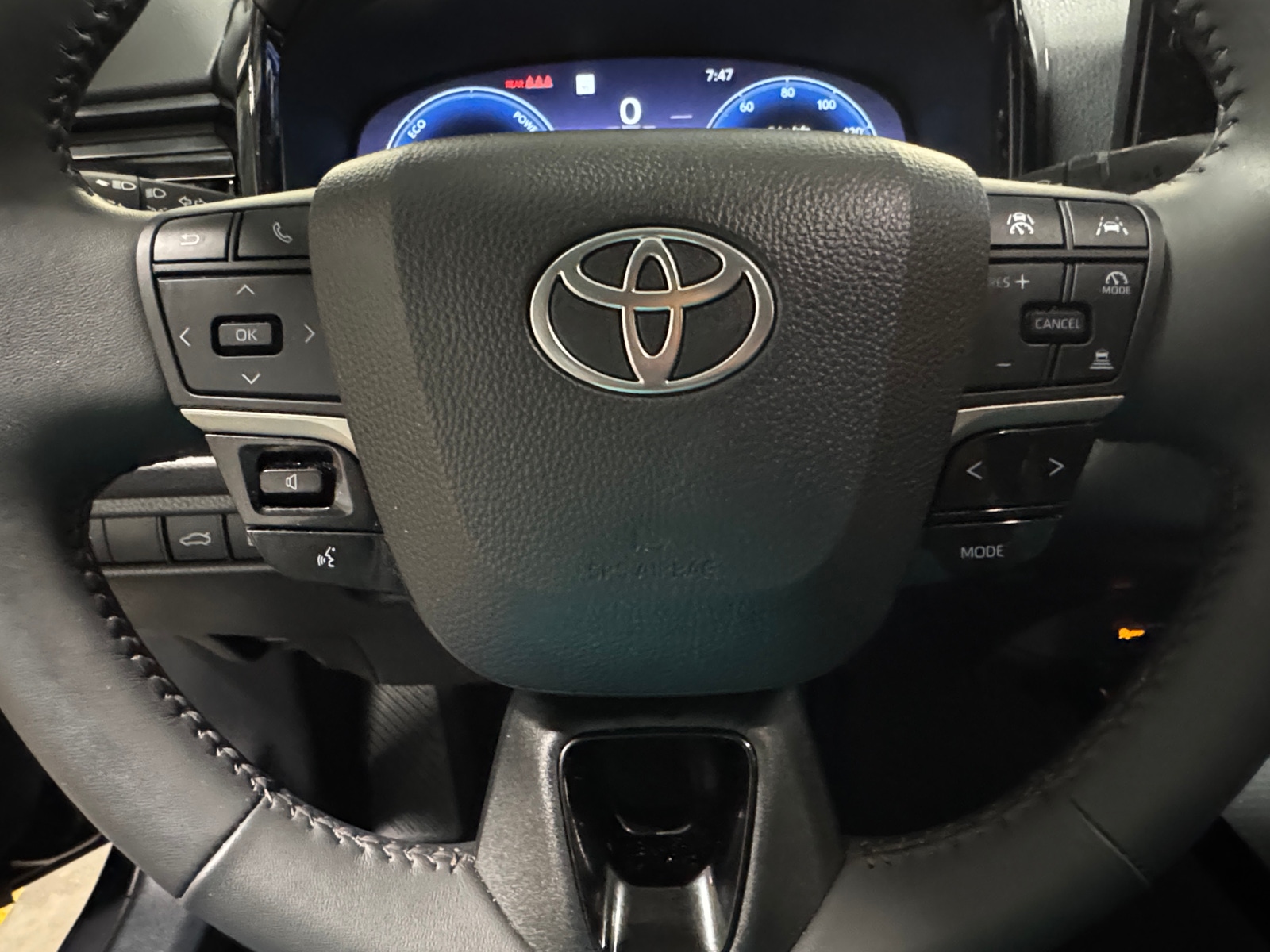 Thumbnail: 2025 Toyota Camry - 5