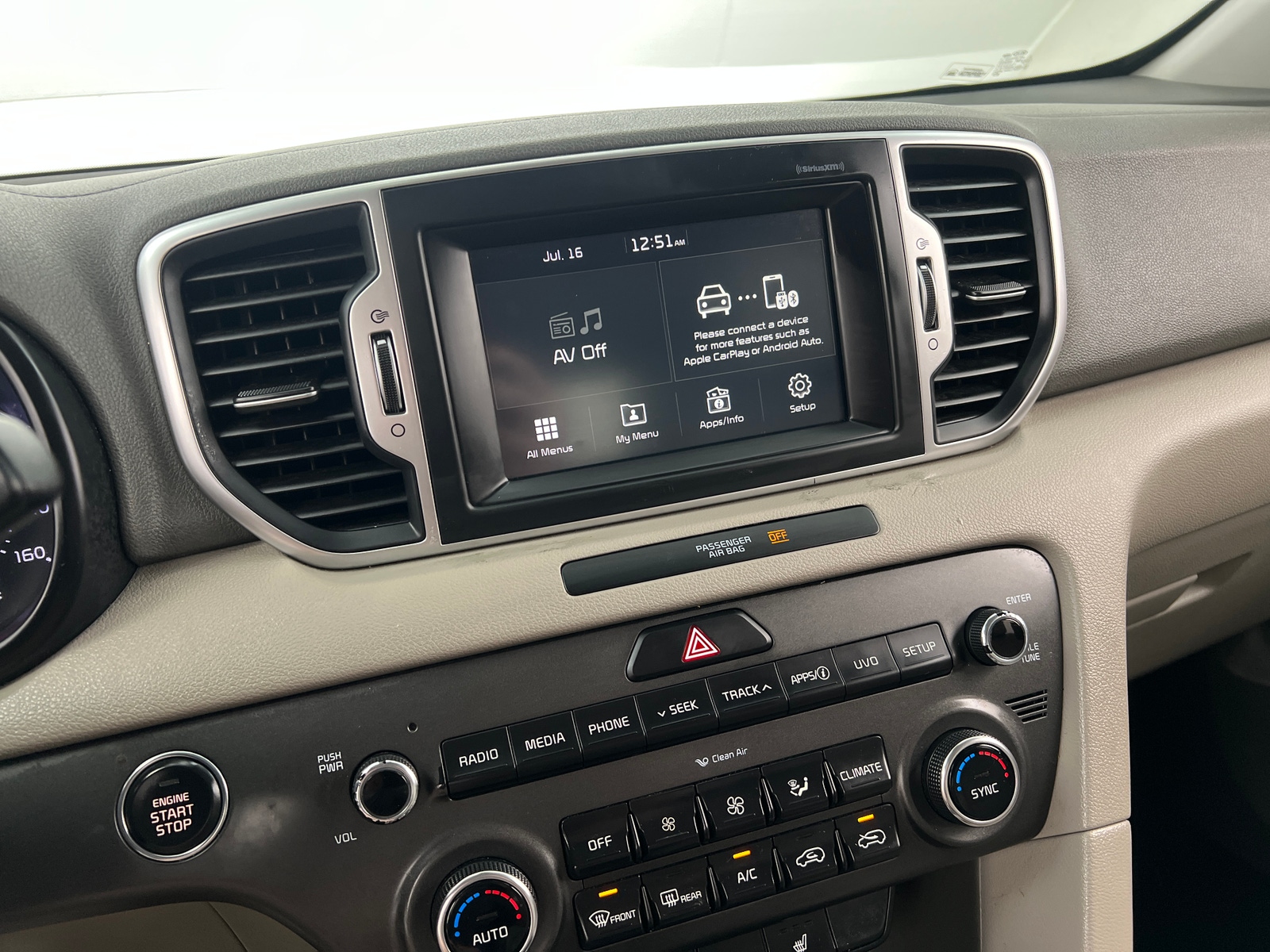 Thumbnail: 2017 Kia Sportage - 4