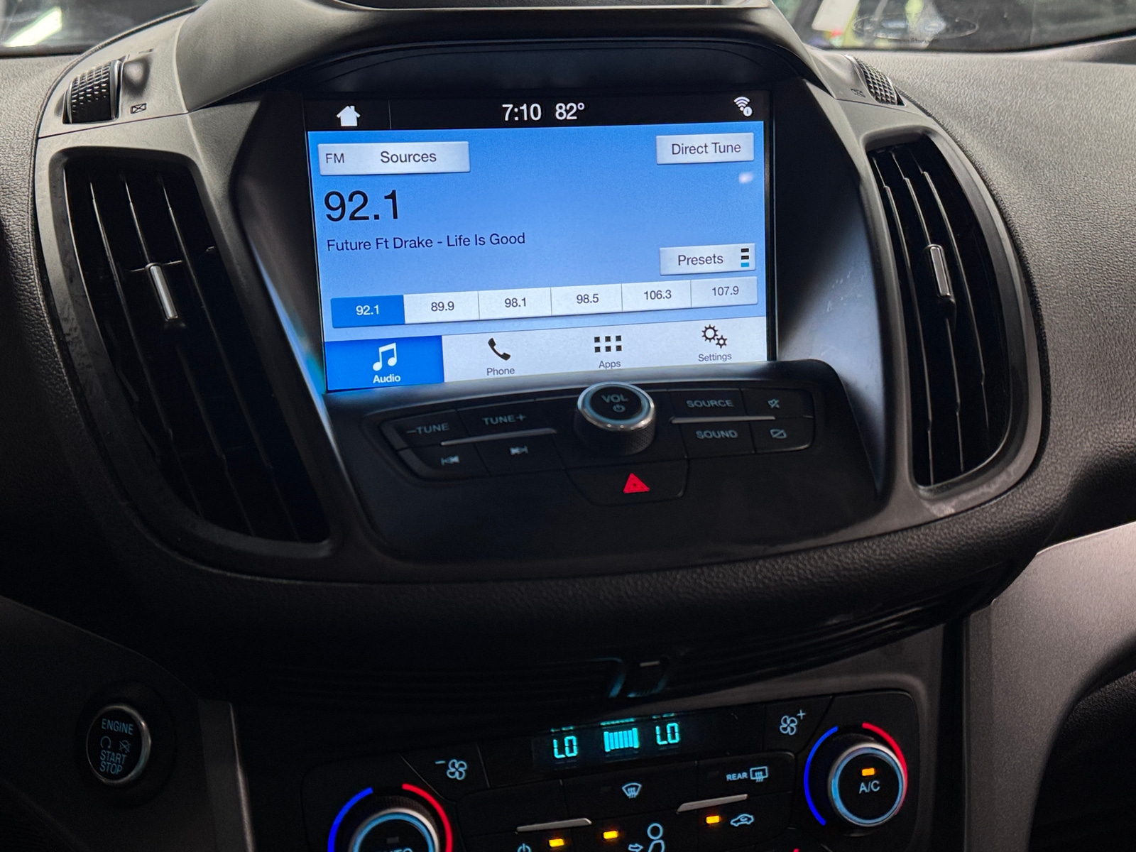 Thumbnail: 2019 Ford Escape - 4