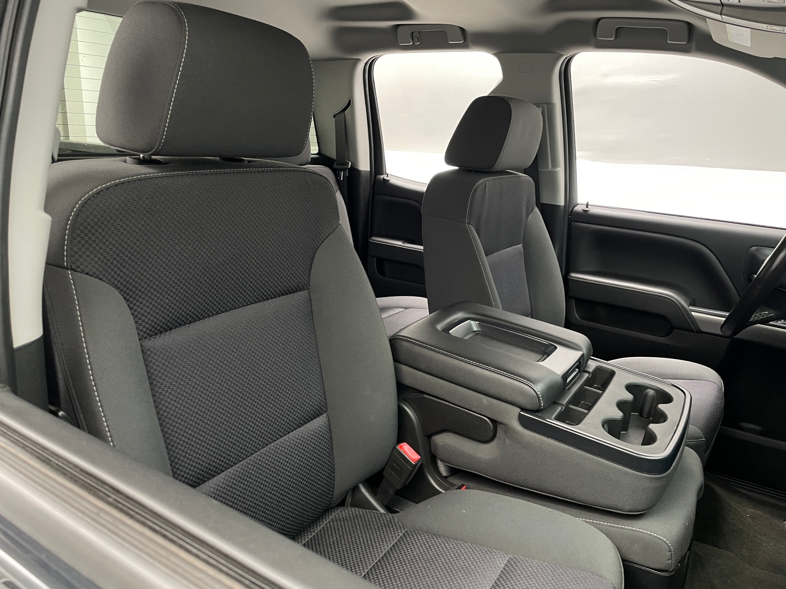 Thumbnail: 2018 Chevrolet Silverado 1500 - 2