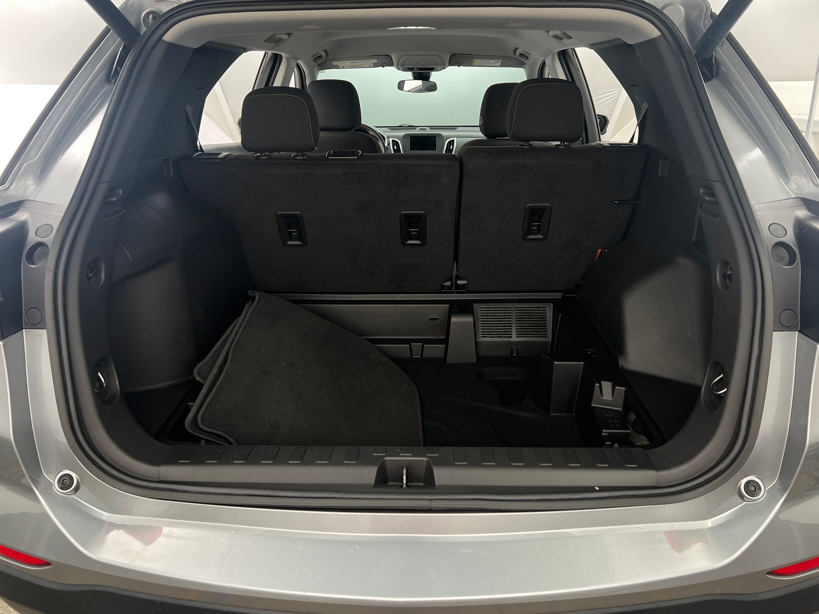 Thumbnail: 2023 Chevrolet Equinox - 7