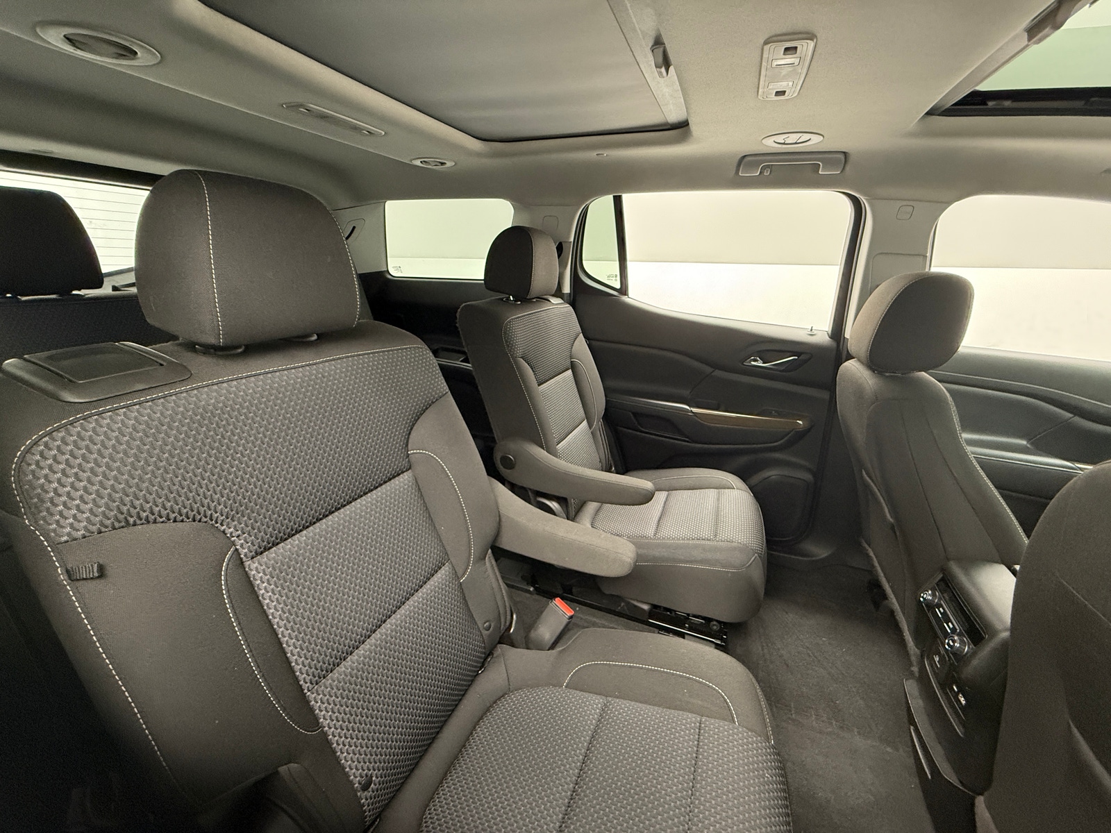 Thumbnail: 2021 GMC Acadia - 6