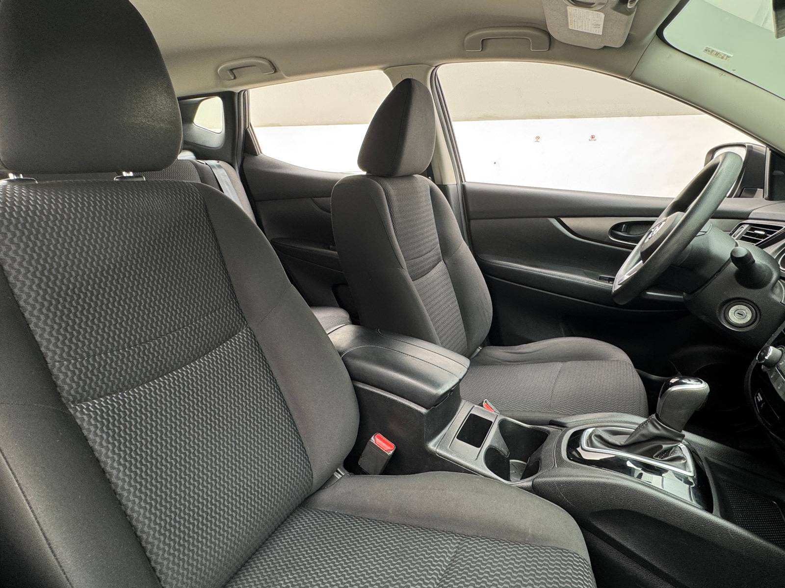 Thumbnail: 2019 Nissan Rogue Sport - 2