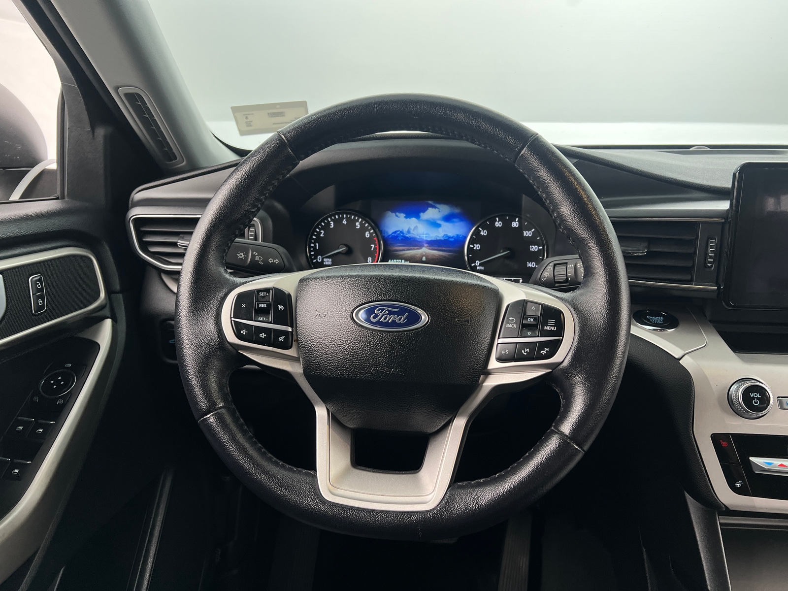 Thumbnail: 2023 Ford Explorer - 5